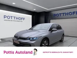 Silber Gebraucht 2024 VW Golf VIII Goal Limousine | 26.922 € (Superpreis)