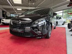 Schwarz Gebraucht 2016 Opel Zafira Tourer OPC Van / Kleinbus | 11.999 € (Fairer Preis)