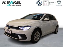 Weiß Gebraucht 2024 VW Polo Life Kleinwagen | 19.980 € (Fairer Preis)