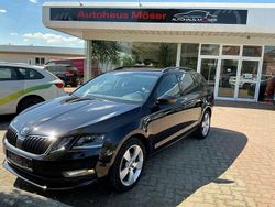 Schwarz Gebraucht 2019 Skoda Octavia Clever Kombi | 11.880 € (Guter Preis)