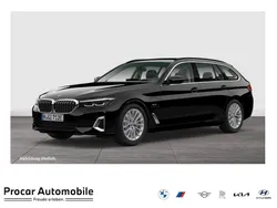 Schwarz Gebraucht 2022 BMW 530 Luxury Line Kombi | 33.880 € (Guter Preis)