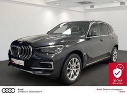 Grau Gebraucht 2023 BMW X5 xLine SUV | 53.900 € (Guter Preis)