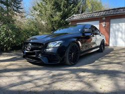 Schwarz Gebraucht 2018 Mercedes E63S AMG AMG Limousine | 61.400 €