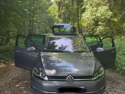 Grau Gebraucht 2019 VW Golf VII Highline Kombi | 21.000 € (Etwas zu teuer)