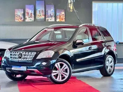 Obsidianschwarz metalliclack Gebraucht 2010 Mercedes ML350 Sport SUV | 17.500 € (Teuer)