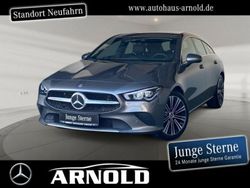 Mountaingrau (metallic) Gebraucht 2023 Mercedes CLA200 Shooting Brake Kombi | 27.699 € (Fairer Preis)