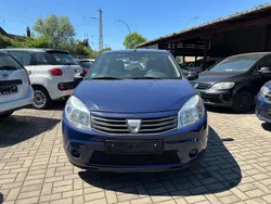 Blau Gebraucht 2009 Dacia Sandero Kleinwagen | 990 € (Guter Preis)