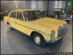Gelb Gebraucht 1973 Mercedes W115 Limousine | 9.888 €