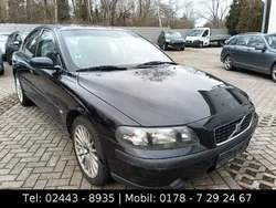 Schwarz Gebraucht 2004 Volvo S60 Limousine | 2.500 € (Fairer Preis)