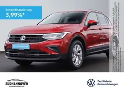 Kings red metallic Gebraucht 2023 VW Tiguan Life SUV | 27.895 € (Superpreis)