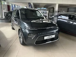 Gravitygrau metallic Gebraucht 2023 Kia Soul EV Inspiration SUV | 32.990 € (Fairer Preis)