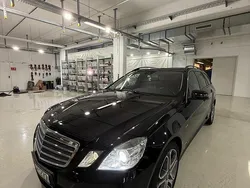 Schwarz Gebraucht 2011 Mercedes E220 Kombi | 7.900 € (Superpreis)