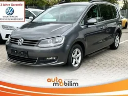 Grau Gebraucht 2016 VW Sharan Comfortline Van / Kleinbus | 19.829 € (Etwas zu teuer)