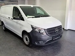 Arktikweiss Gebraucht 2018 Mercedes Vito Van / Kleinbus | 10.900 € (Superpreis)
