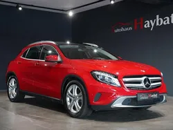 Rot Gebraucht 2015 Mercedes GLA250 SUV | 19.950 € (Fairer Preis)