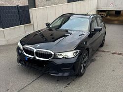 Schwarz Gebraucht 2020 BMW 320 Efficient Dynamics Kombi | 16.800 € (Fairer Preis)