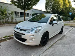 Weiß Gebraucht 2015 Citroën C3 Kleinwagen | 6.990 € (Fairer Preis)