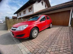 Rot Gebraucht 2009 Opel Astra Kombi | 2.550 € (Guter Preis)