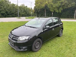 Schwarz Gebraucht 2013 Dacia Sandero Lauréate Kleinwagen | 1.950 € (Guter Preis)