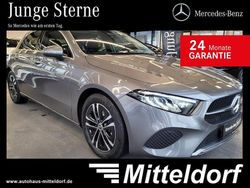Grau Gebraucht 2024 Mercedes A200 Advanced Limousine | 29.940 € (Fairer Preis)