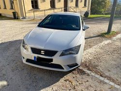 Weiß Gebraucht 2013 Seat Leon ST Style Kombi | 8.599 € (Teuer)
