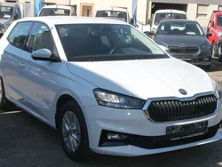 Moon white metallic Neu 2025 Skoda Fabia Kleinwagen | 19.595 € (Fairer Preis)