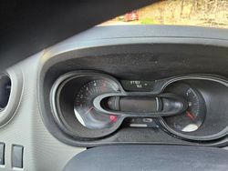 Andere farben Gebraucht 2017 Renault Trafic Van | 14.000 €