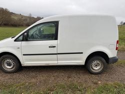 Weiß Gebraucht 2010 VW Caddy Van / Kleinbus | 4.500 € (Guter Preis)