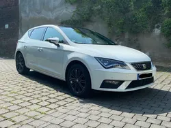 Weiß Gebraucht 2019 Seat Leon XCELLENCE Limousine | 17.500 € (Fairer Preis)