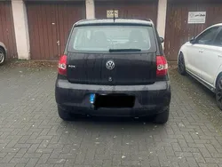 Schwarz Gebraucht 2011 VW Fox Kleinwagen | 3.100 € (Etwas zu teuer)