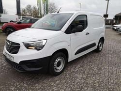 Casabl/arctic/eisweiss/kaolin Gebraucht 2022 Opel Combo Edition Van / Kleinbus | 18.900 € (Fairer Preis)