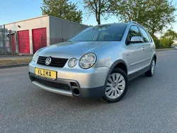 Silber Gebraucht 2005 VW Polo Cross Kleinwagen | 1.999 € (Fairer Preis)