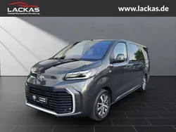 Grau Gebraucht 2024 Toyota Proace Verso Kombi | 44.449 € (Etwas zu teuer)