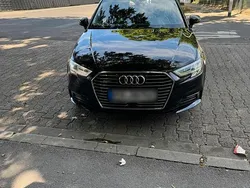 Schwarz Gebraucht 2017 Audi A3 e-tron Kleinwagen | 17.000 € (Teuer)