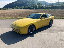 Gelb Gebraucht 1983 Porsche 944 Coupé | 13.944 €