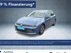 Blau Gebraucht 2024 VW Golf VIII Goal Limousine | 31.190 € (Superpreis)