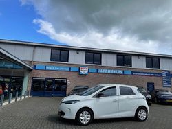 Weiß Gebraucht 2014 Renault Zoe Zen Kleinwagen | 5.950 € (Fairer Preis)