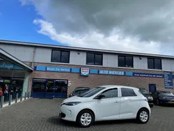 Weiß Gebraucht 2014 Renault Zoe Zen Kleinwagen | 5.950 € (Teuer)