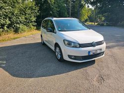 Weiß Gebraucht 2012 VW Touran Comfortline Van / Kleinbus | 7.200 € (Fairer Preis)
