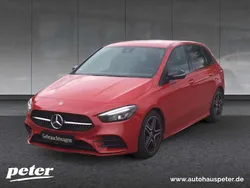 Rot Gebraucht 2019 Mercedes B180 AMG Van / Kleinbus | 21.470 € (Guter Preis)