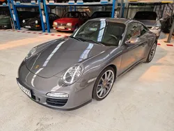 Grau Gebraucht 2011 Porsche 997 | 83.911 €