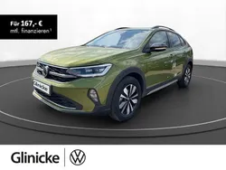 Reef blue metallic / schwarz Gebraucht 2024 VW Taigo Style SUV | 26.470 € (Fairer Preis)