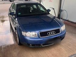 Blau Gebraucht 2001 Audi A4 Limousine | 1.700 € (Guter Preis)