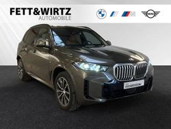 Manhattan metallic Gebraucht 2025 BMW X5 M Sport SUV | 87.437 € (Superpreis)