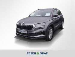 Graphitegrau Neu 2025 Skoda Karoq Selection SUV | 36.880 € (Fairer Preis)
