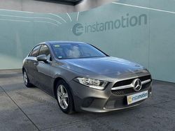 Grau Gebraucht 2021 Mercedes A200 Style Limousine | 25.450 € (Teuer)
