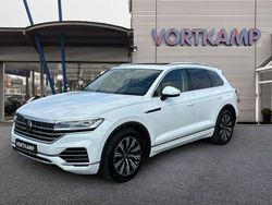 Pure white Gebraucht 2021 VW Touareg Elegance SUV | 49.890 € (Fairer Preis)
