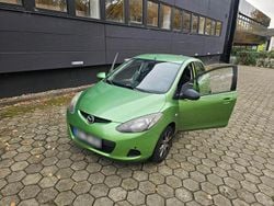 Grün Gebraucht 2009 Mazda 2 Kleinwagen | 2.000 € (Guter Preis)