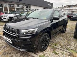 Solid black (5ck) Gebraucht 2022 Jeep Compass SUV | 30.399 € (Teuer)
