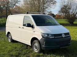 Weiß Gebraucht 2018 VW Transporter Van | 15.899 €